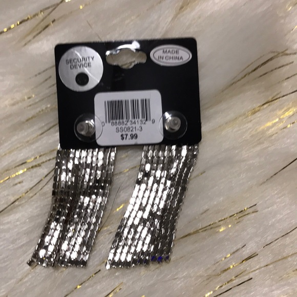 Earrings - Picture 2 of 2